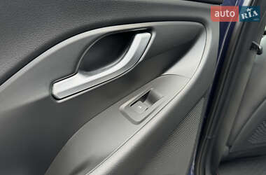Фастбек Hyundai i30 2019 в 