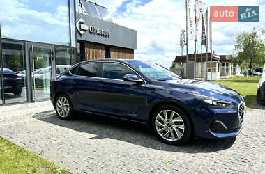 Фастбек Hyundai i30 2019 в 