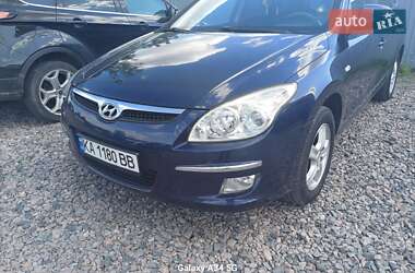 Универсал Hyundai i30 2008 в Киеве