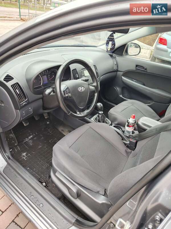 Универсал Hyundai i30 2012 в Белой Церкви