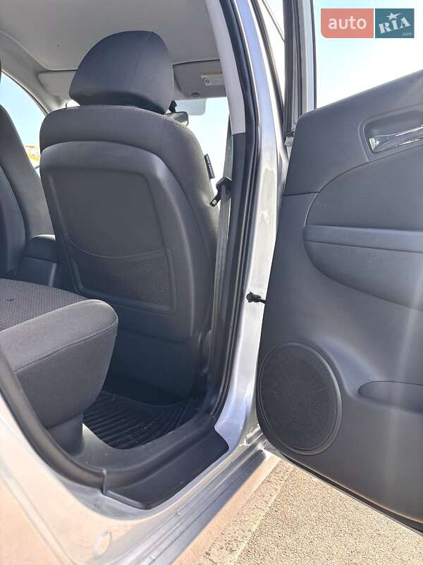 Хетчбек Hyundai i30 2012 в Рівному