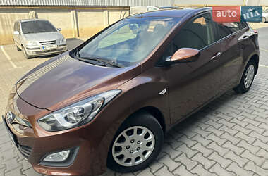 Хэтчбек Hyundai i30 2013 в 