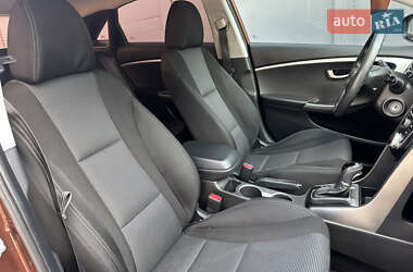 Хэтчбек Hyundai i30 2013 в 