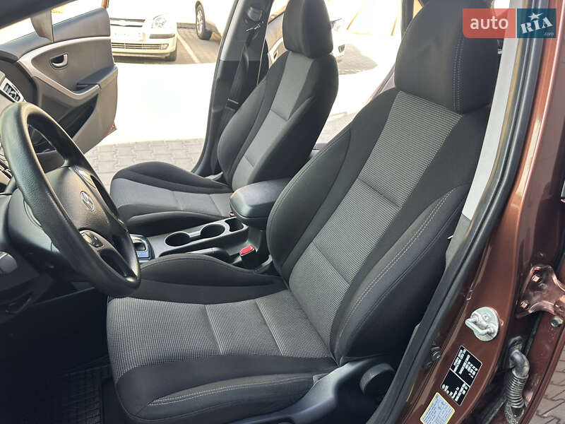 Хетчбек Hyundai i30 2013 в Хмельницькому