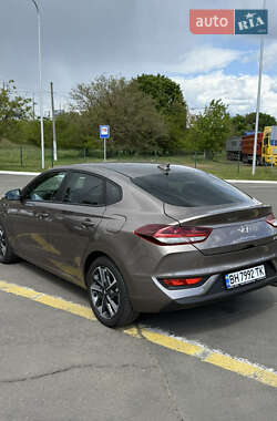 Хетчбек Hyundai i30 2022 в 