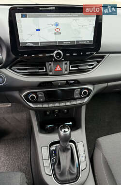Хетчбек Hyundai i30 2022 в 