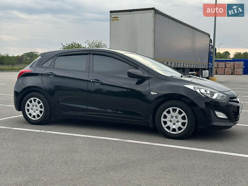 Хетчбек Hyundai i30 2013 в Кропивницькому