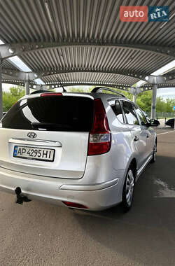 Универсал Hyundai i30 2012 в 