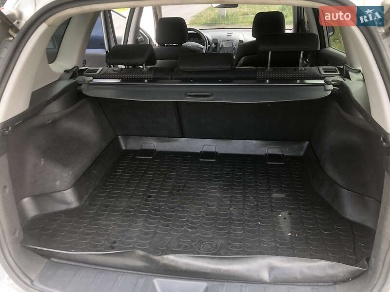 Универсал Hyundai i30 2009 в Киеве