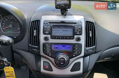 Универсал Hyundai i30 2009 в 
