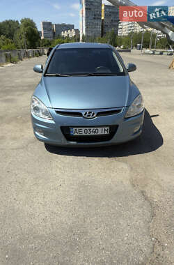 Хетчбек Hyundai i30 2008 в Дніпрі