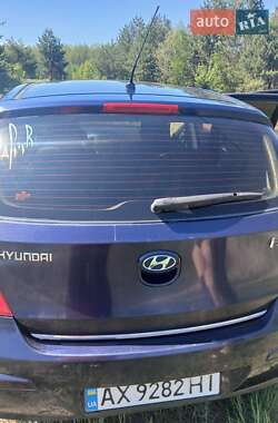 Хетчбек Hyundai i30 2008 в 
