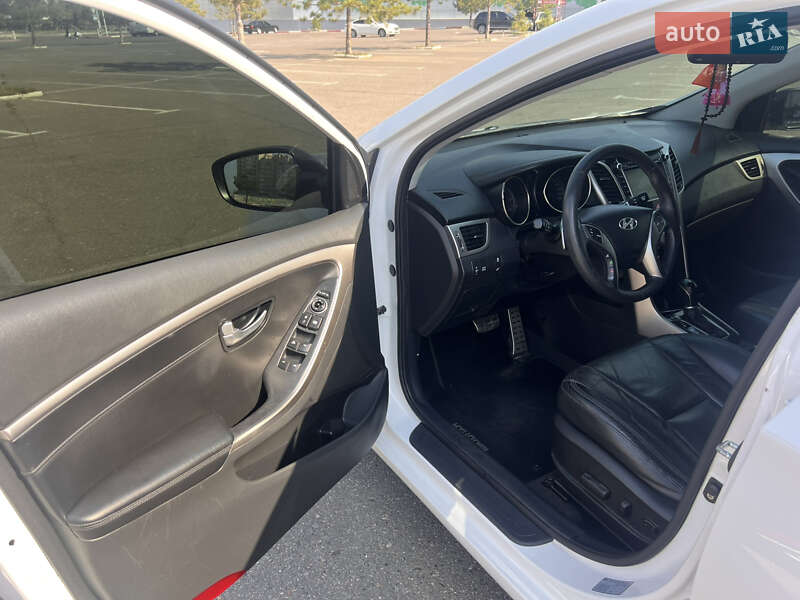 Хэтчбек Hyundai i30 2012 в Николаеве