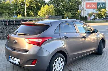 Хэтчбек Hyundai i30 2013 в 