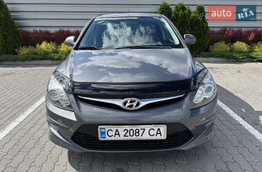 Хэтчбек Hyundai i30 2010 в Черкассах