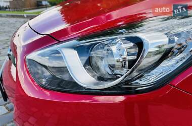 Хетчбек Hyundai i30 2013 в 