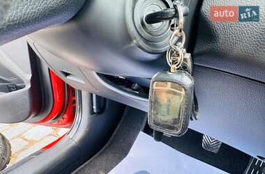 Хетчбек Hyundai i30 2013 в 