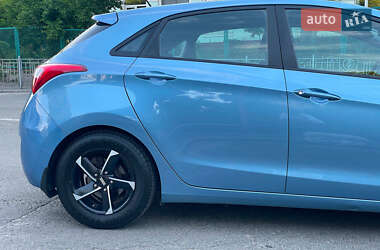 Хетчбек Hyundai i30 2013 в 