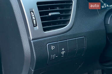 Хетчбек Hyundai i30 2013 в 
