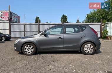 Хэтчбек Hyundai i30 2008 в 