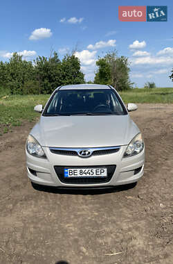 Хетчбек Hyundai i30 2010 в Вознесенську