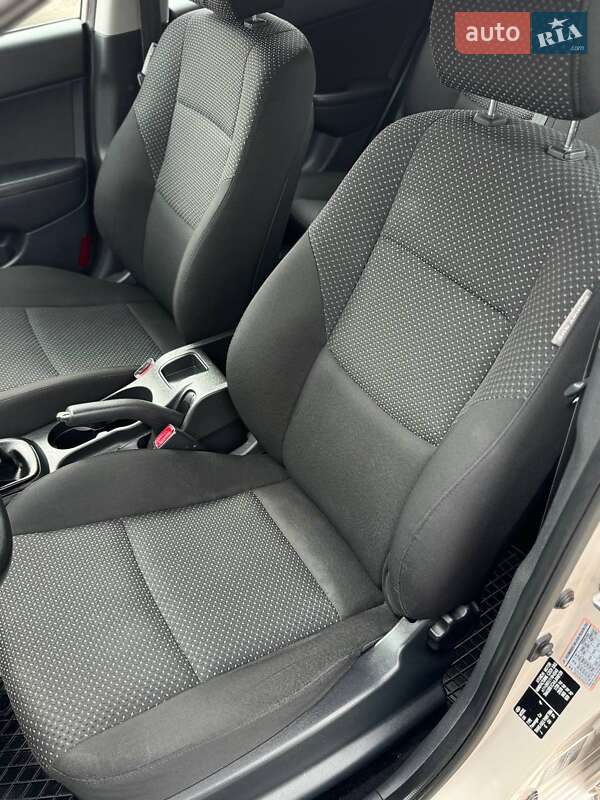 Хэтчбек Hyundai i30 2009 в Хмельницком