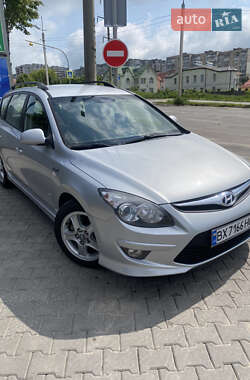 Универсал Hyundai i30 2010 в Хмельницком