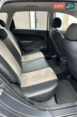 Універсал Hyundai i30 2010 в 