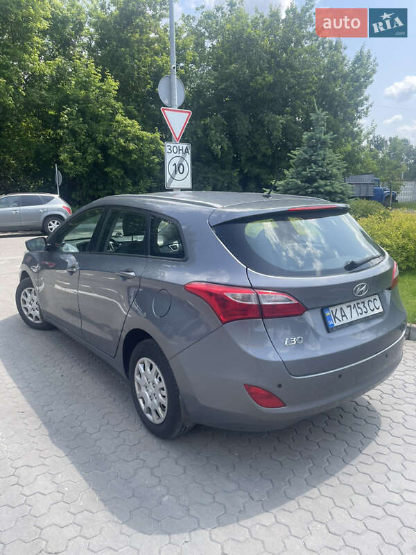 Универсал Hyundai i30 2013 в Василькове