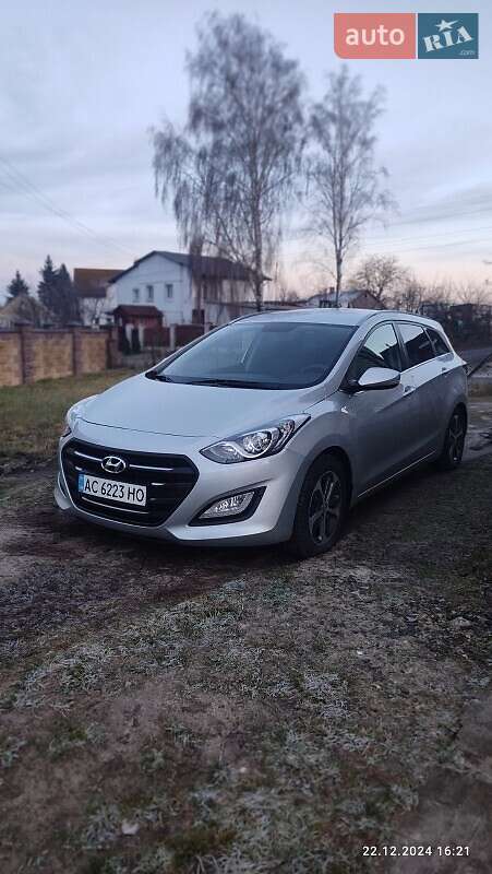 Універсал Hyundai i30 2015 в 