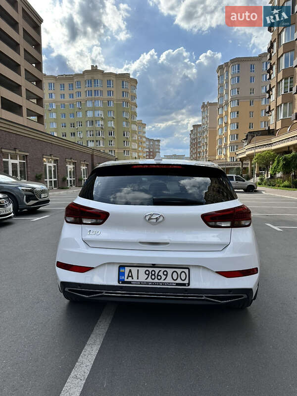 Хетчбек Hyundai i30 2022 в Софіївській Борщагівці