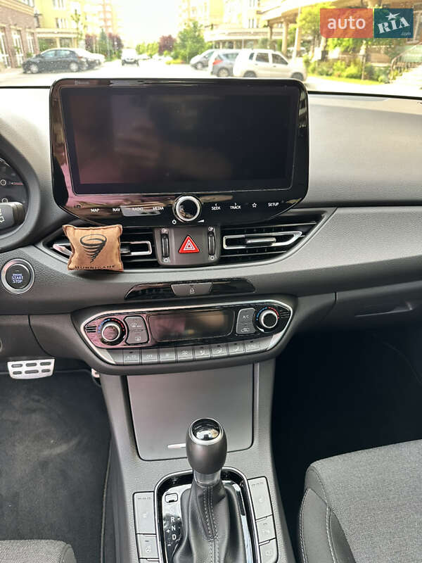 Хетчбек Hyundai i30 2022 в Софіївській Борщагівці