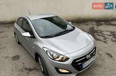 Хэтчбек Hyundai i30 2016 в 
