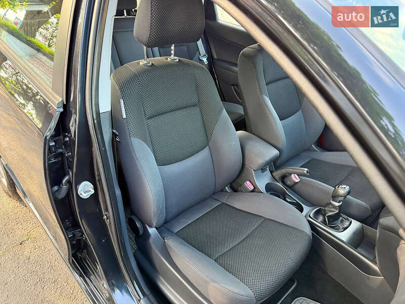 Хэтчбек Hyundai i30 2010 в Кропивницком