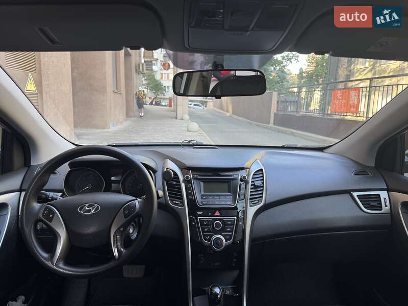 Хэтчбек Hyundai i30 2012 в Киеве