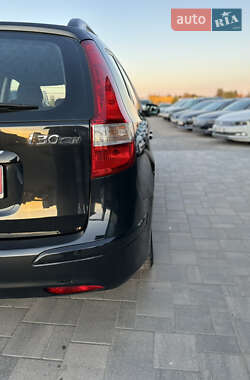 Универсал Hyundai i30 2010 в 