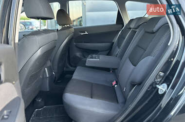 Универсал Hyundai i30 2010 в 