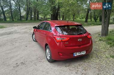 Хэтчбек Hyundai i30 2012 в 