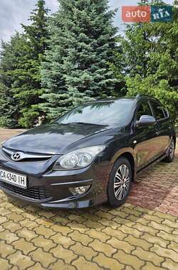 Універсал Hyundai i30 2010 в Корсунь-Шевченківському