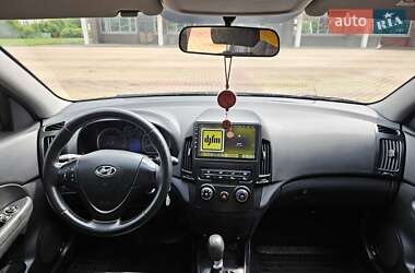 Универсал Hyundai i30 2010 в 