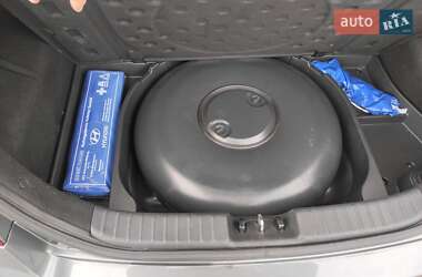 Хэтчбек Hyundai i30 2009 в 
