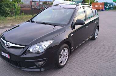 Универсал Hyundai i30 2010 в Павлограде