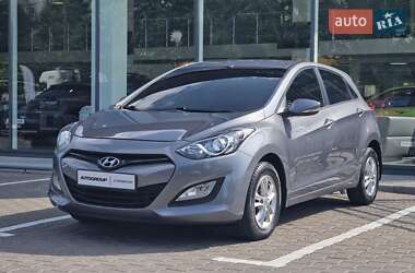 Хэтчбек Hyundai i30 2014 в 