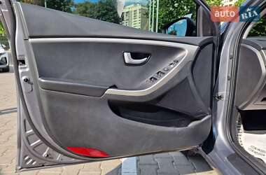 Хэтчбек Hyundai i30 2014 в 