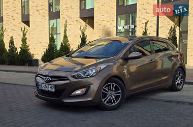 Хэтчбек Hyundai i30 2014 в 