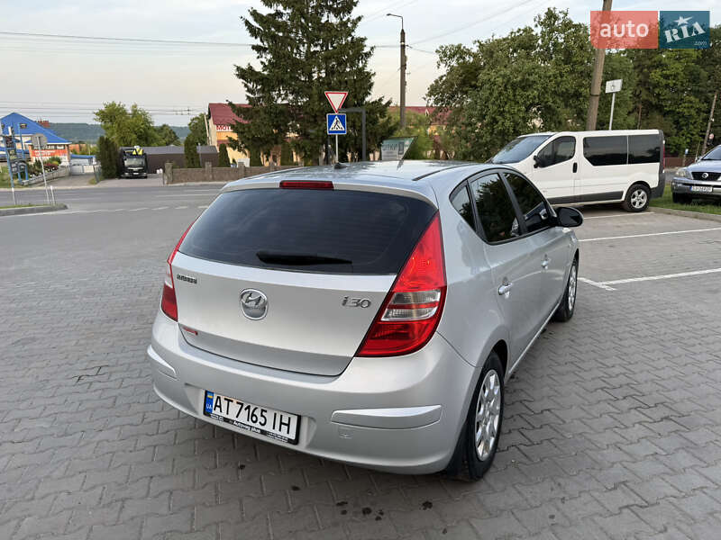 Хэтчбек Hyundai i30 2007 в Ивано-Франковске