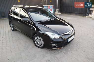 Универсал Hyundai i30 2011 в Хмельницком