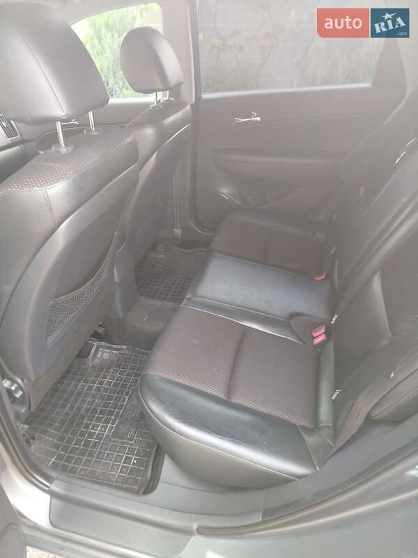 Универсал Hyundai i30 2009 в Иршаве