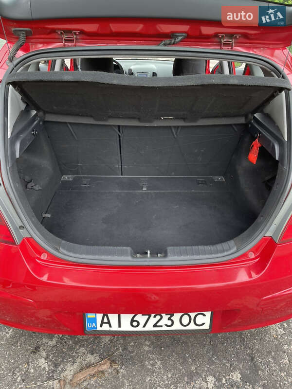 Хэтчбек Hyundai i30 2009 в Макарове