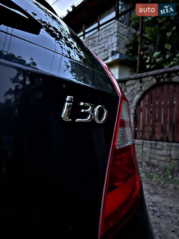 Хетчбек Hyundai i30 2010 в Мукачевому